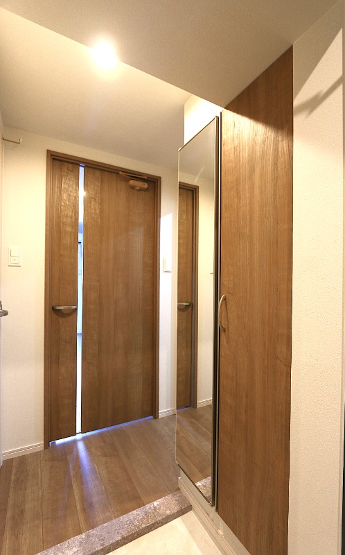 玄関収納も充実しています