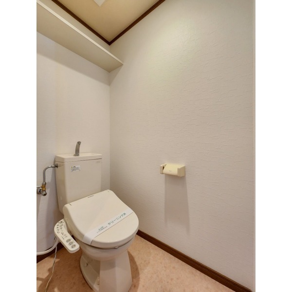 温水洗浄便座付きです