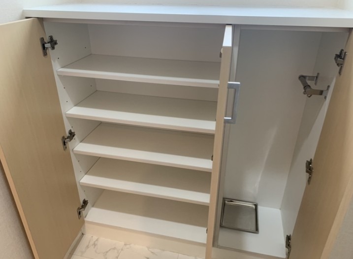 玄関収納もあります。