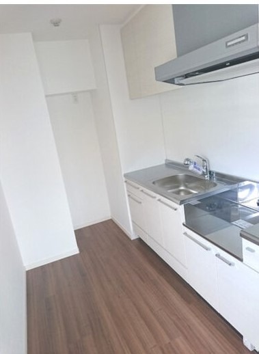 調理スペースも広々で料理もはかどりそうですね