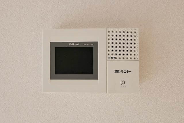 TVモニター付きインターホンで安心です
