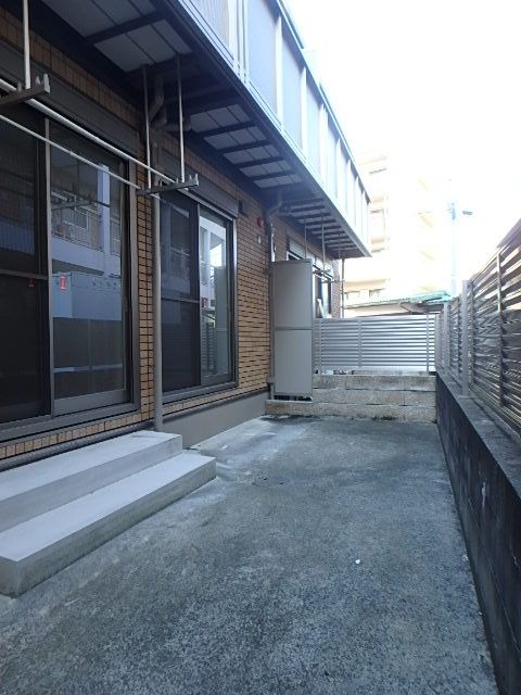 天気のいい日はこちらに洗濯物を干せます