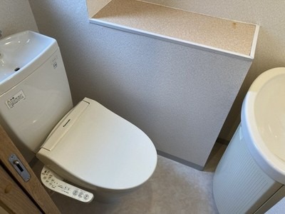 ウォシュレット付きです