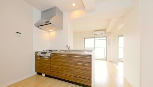 人気のカウンターキッチンです