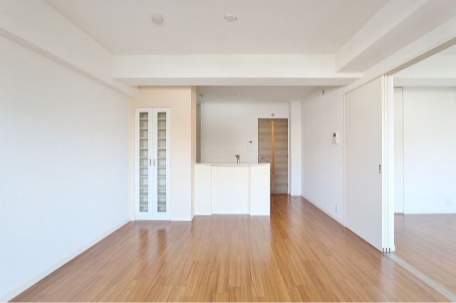 14帖超えの広々リビングです