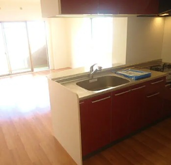 人気のカウンターキッチンです