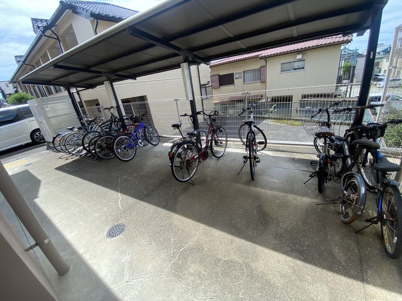 雨よけがついています