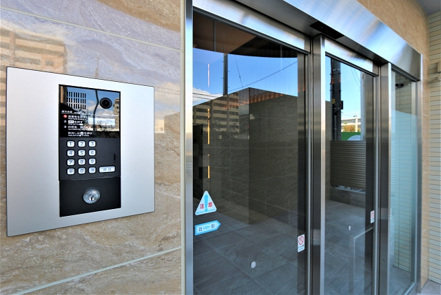 オートロック付きで安心ですね