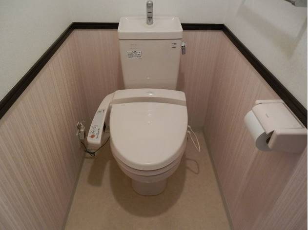 清潔感のあるトイレです