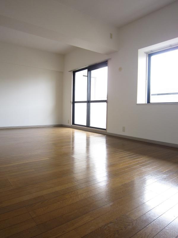 広々15帖越えのリビングです。