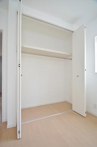 お荷物はこちらへどうぞ。