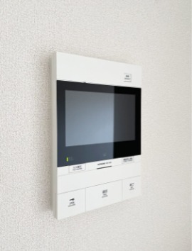 モニター付きインターホンで安心。