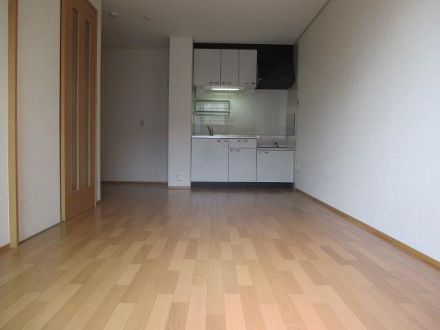 広々としたリビングでリラックス