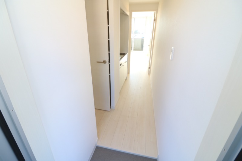 玄関からはこのようになっています。