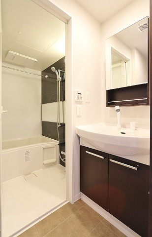 お出かけ前の身支度はこちらでバッチリ