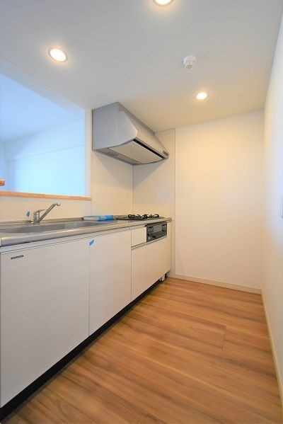 人気のカウンターキッチンで会話が弾みます