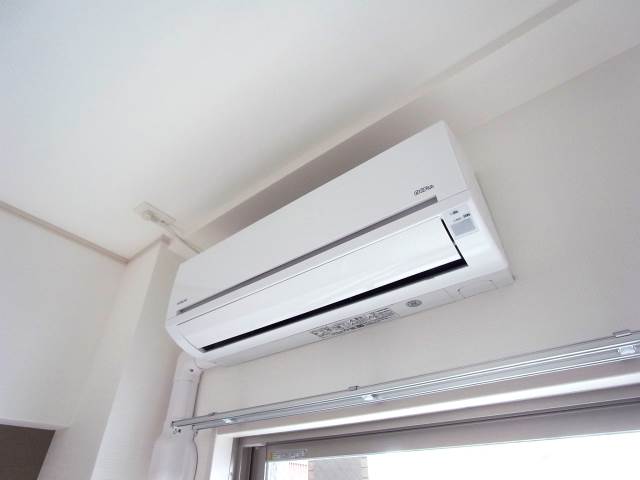 エアコン完備で年中快適に過ごせます