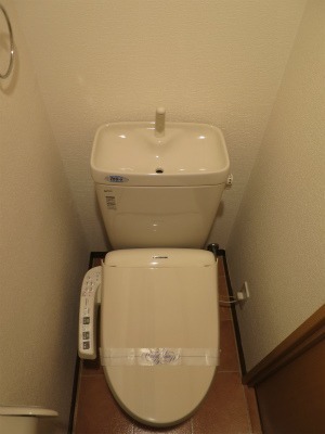 温水洗浄便座付き！