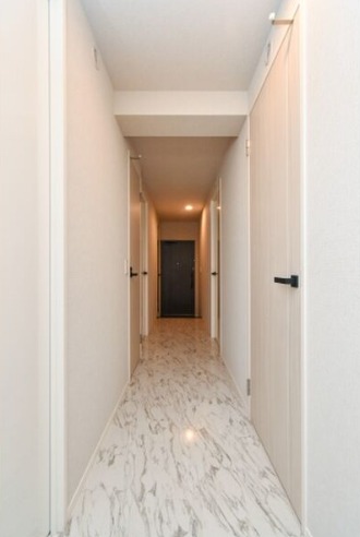 玄関も十分な広さです