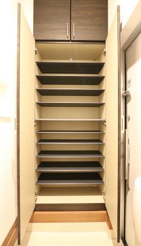 シューズボックス完備