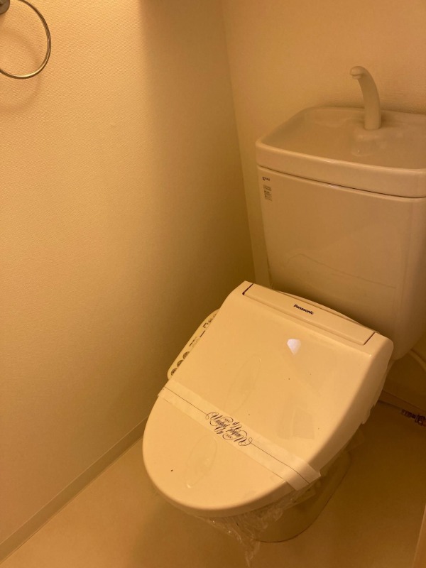 温水洗浄便座付きです