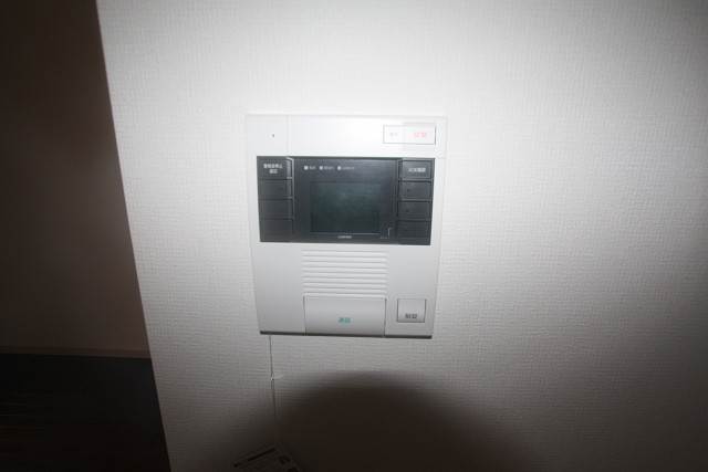 女性の方も安心のモニターフォンです