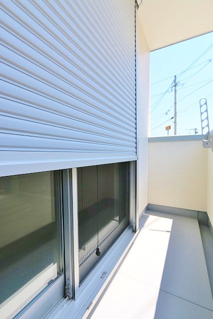 天気の良い日の洗濯物はこちらへどうぞ。