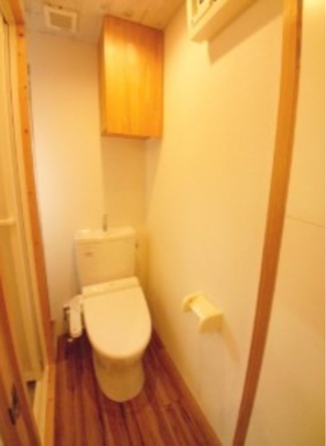 うれしい温水洗浄便座機能付き