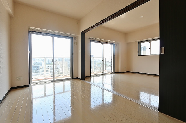 5帖の広々洋室で寝室にぴったり