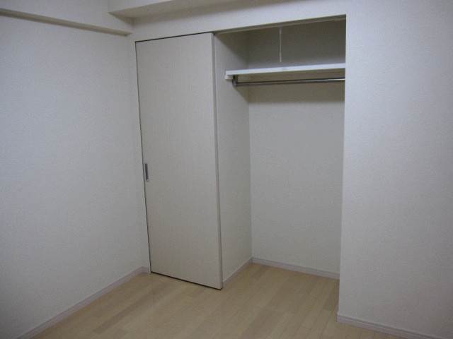 奥行きのある収納スペース