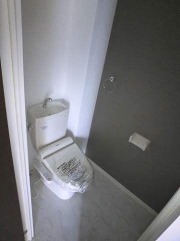 清潔感のあるトイレですね