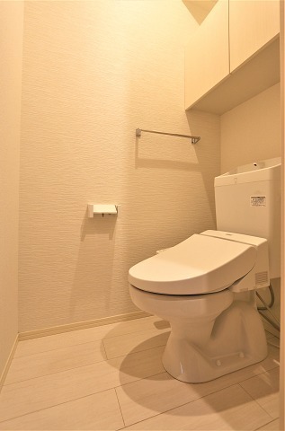 清潔感のあるトイレですね