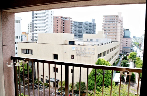 洗濯物はこちらへどうぞ。