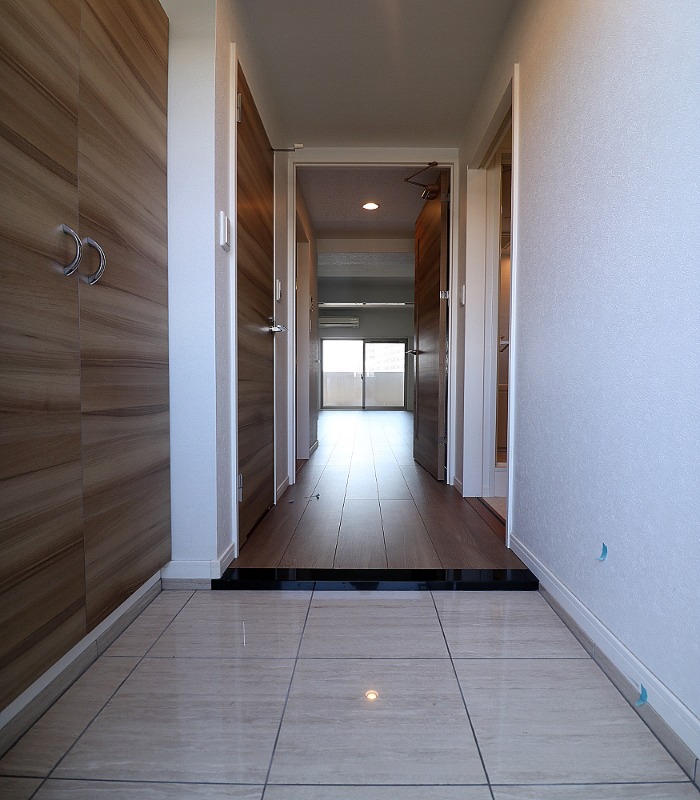 玄関からはこんな感じです