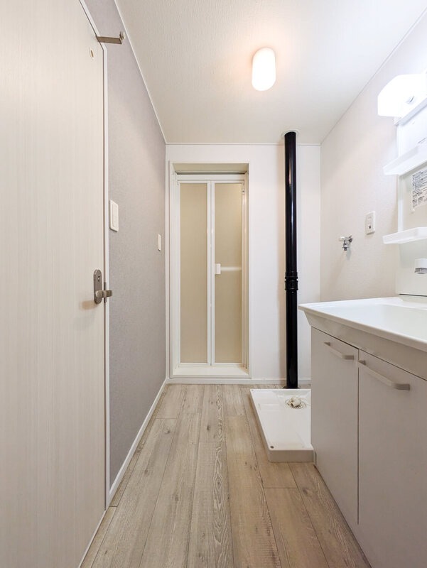 洗濯機置はここ。