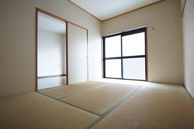 落ち着く和室スペースございます