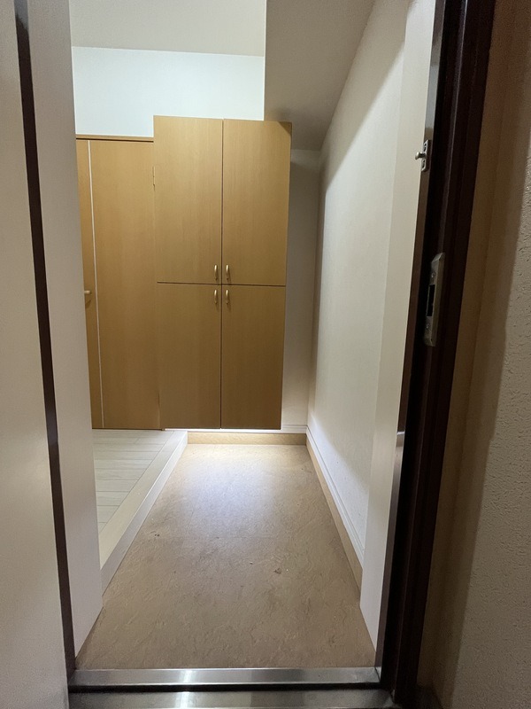 広々玄関でお出迎え