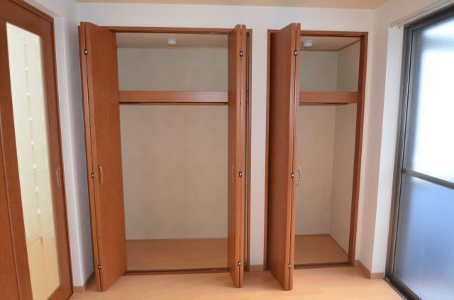 クローゼットがあり収納スペースも広々