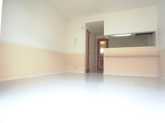 広々リビングで新生活はいかがですか