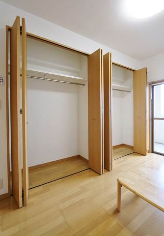 荷物の多い方でも安心の収納量ですね