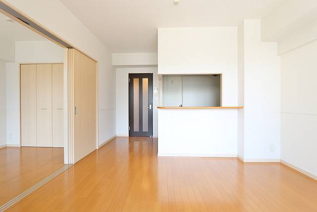 家具の配置がしやすいリビング