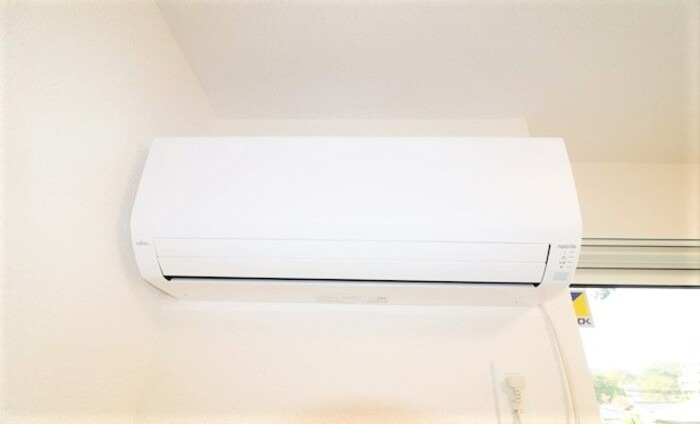 エアコン付きで年中快適に過ごせます