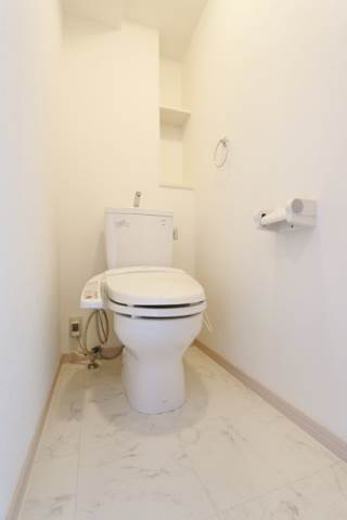 ウォシュレット完備です