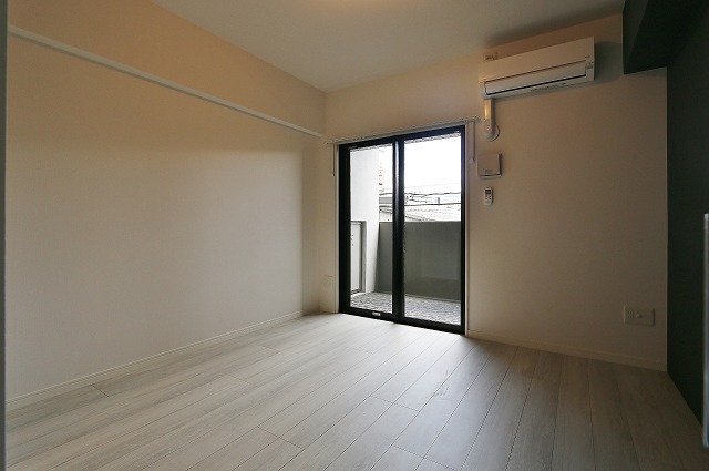 採光部が大きく明るく感じますね