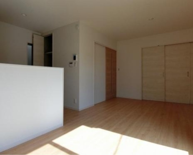 広々空間で家族団らんの時間をお過ごしください！