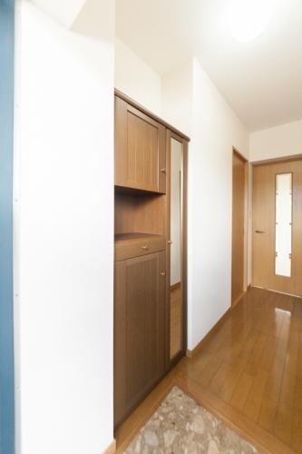 開放感のある玄関でお出迎え