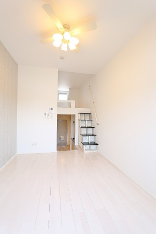 広々6帖越えのお部屋です