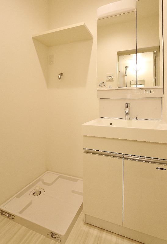 洗濯機は室内に置くことができます。