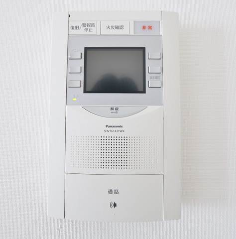 モニタ付インターホンなのでどなたが来たかわかります