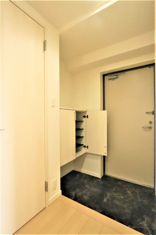 シューズボックス完備。